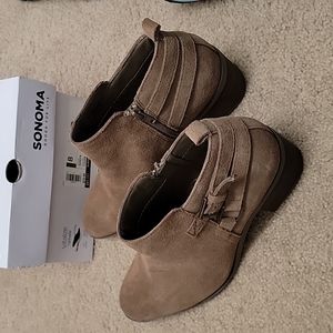 Sonoma Womens Tan Boots - Size  8